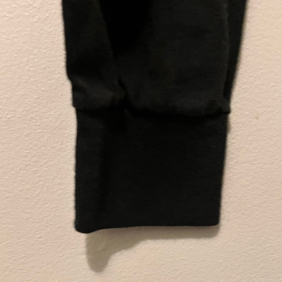 Broken Promises / Santa Cruz - Men’s Medium - Black Long-sleeve Skate Shirt - - Picture 5 of 10